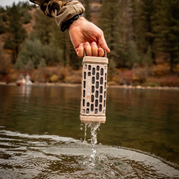 Turtlebox Ranger speaker Tan - Picture 1 of 3